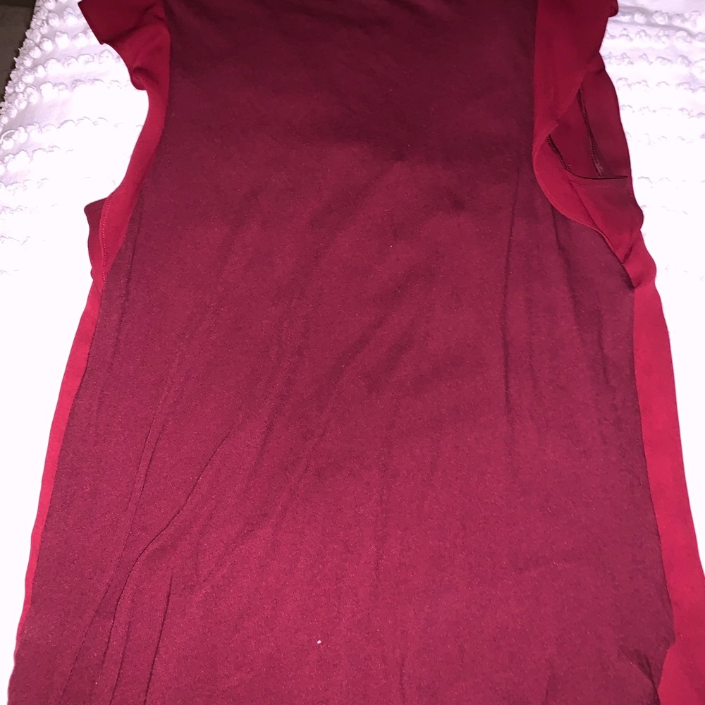Express Red Top - Picture 3 of 3